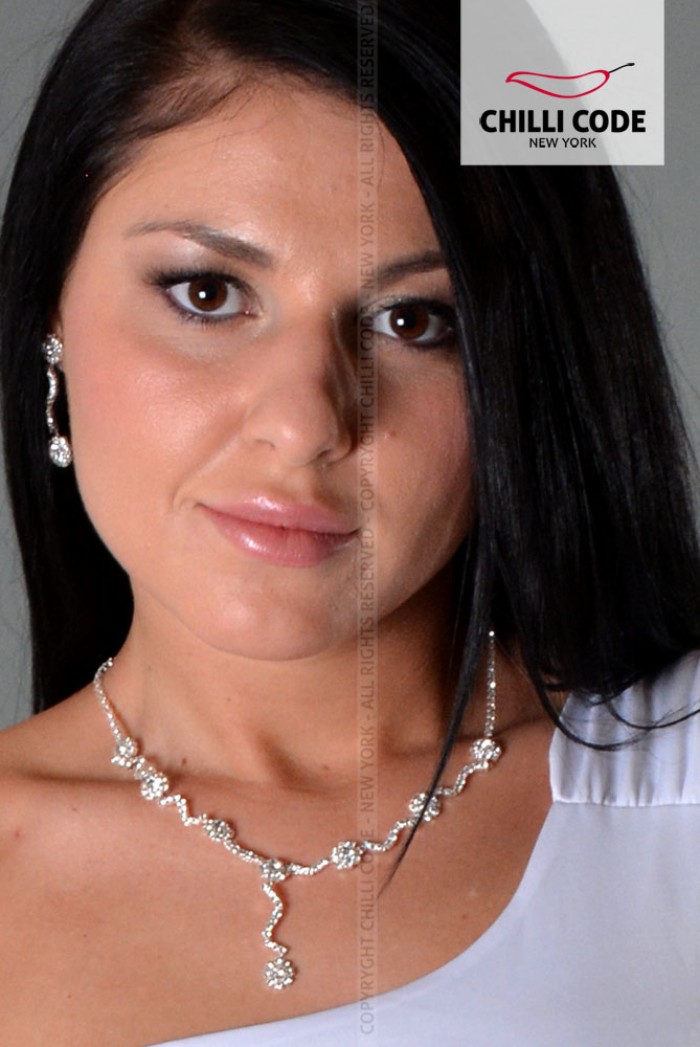 Štrasová sexy souprava Flower - náhrdelník a náušnice